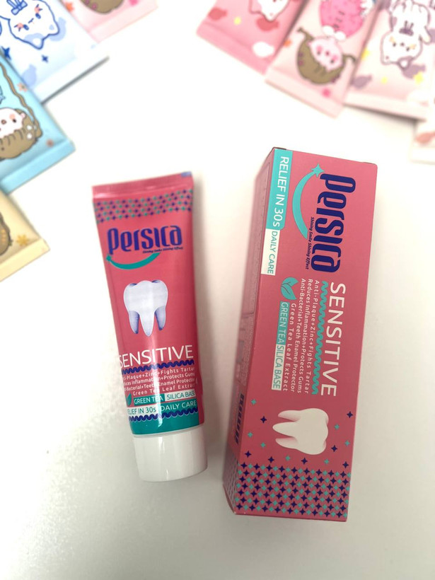 خمیر دندان پرسیکا مدل Sensitive دارای عصاره برگ درخت چای سبز حجم 100 گرم