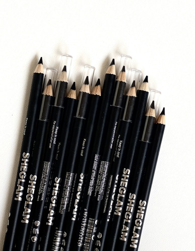 مداد چشم مشکی نرم