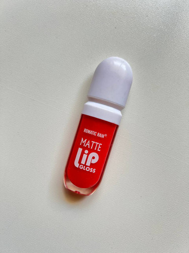 لیپ گلاس طرح کیکو