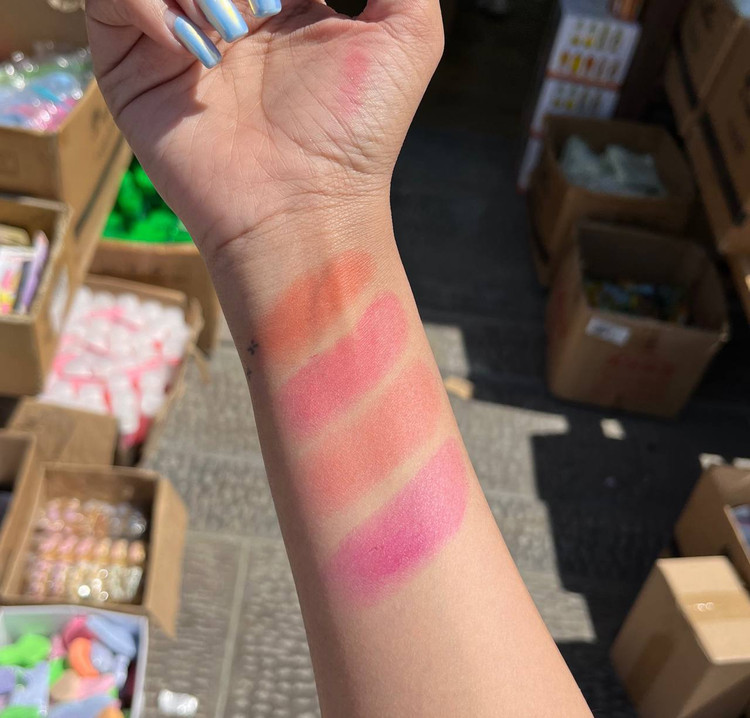 رژگونه و تینت لب مدل قلبی