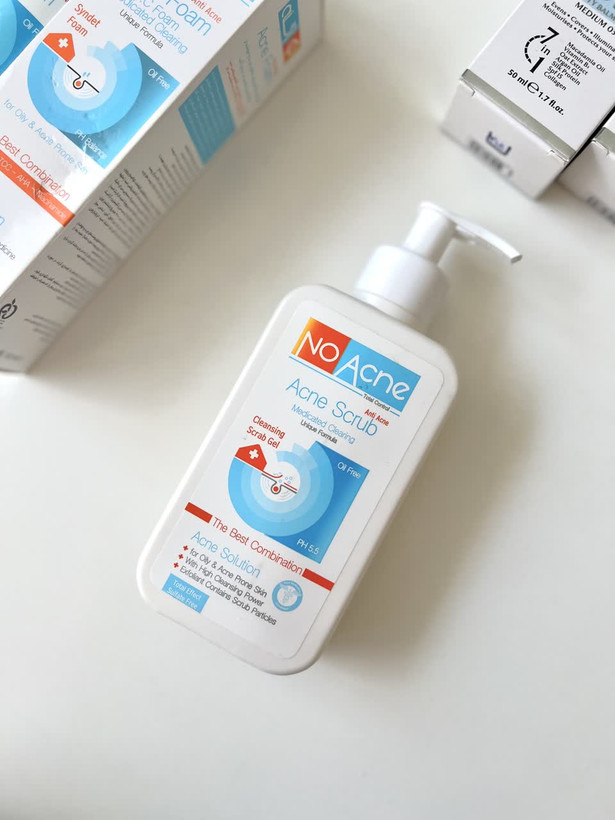 ژل اسکراب لایه بردار نو آکنه مدل Acne Solution مناسب پوست چرب و جوش دار حجم 235 میلی لیتر