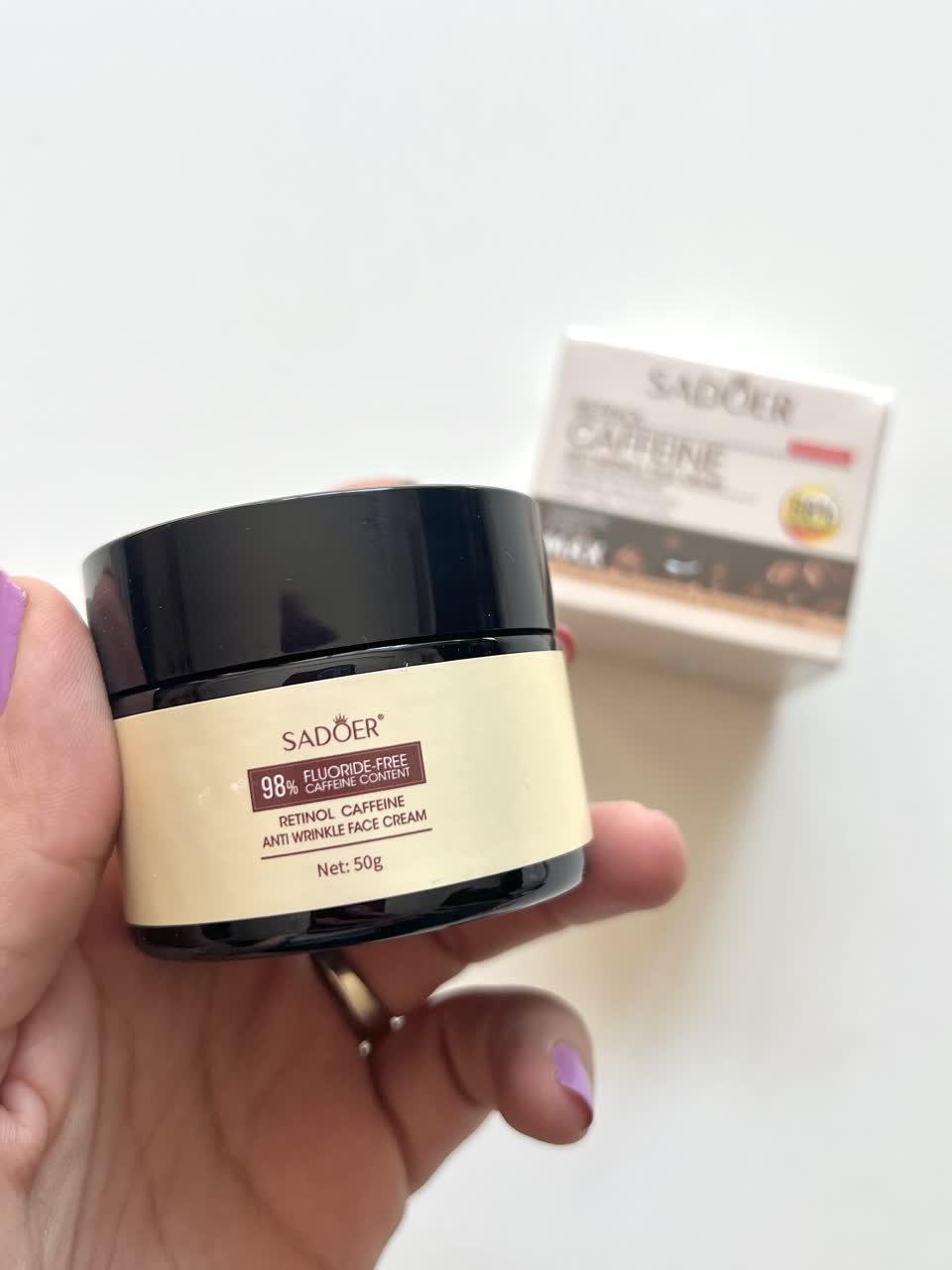 کرم صورت چندگانه ضد پیری کافئین رتینول سادور