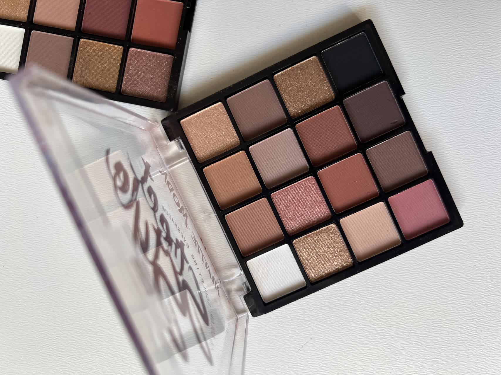 سایه خفن 16 رنگ مات و شاین