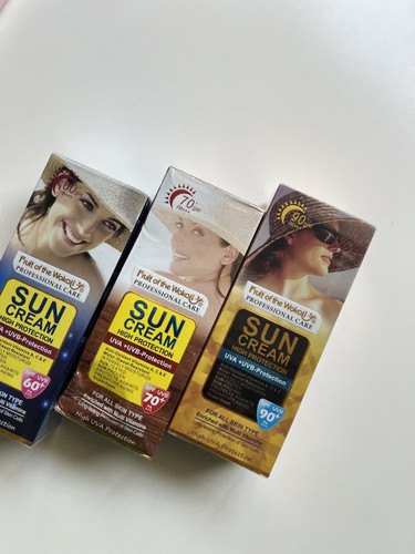 کرم ضد آفتاب وکالی