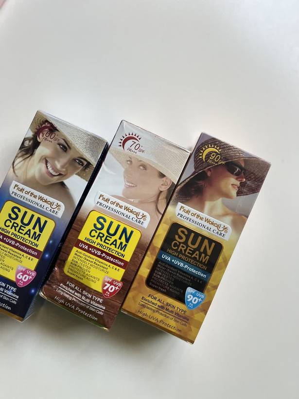 کرم ضد آفتاب وکالی