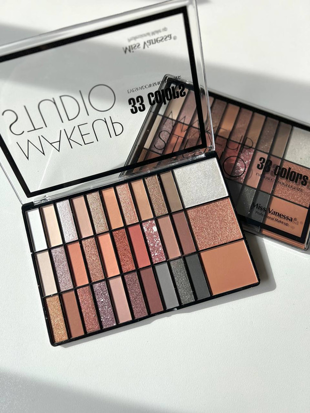 پالت سایه ۳۳ رنگ میکاپ استودیو