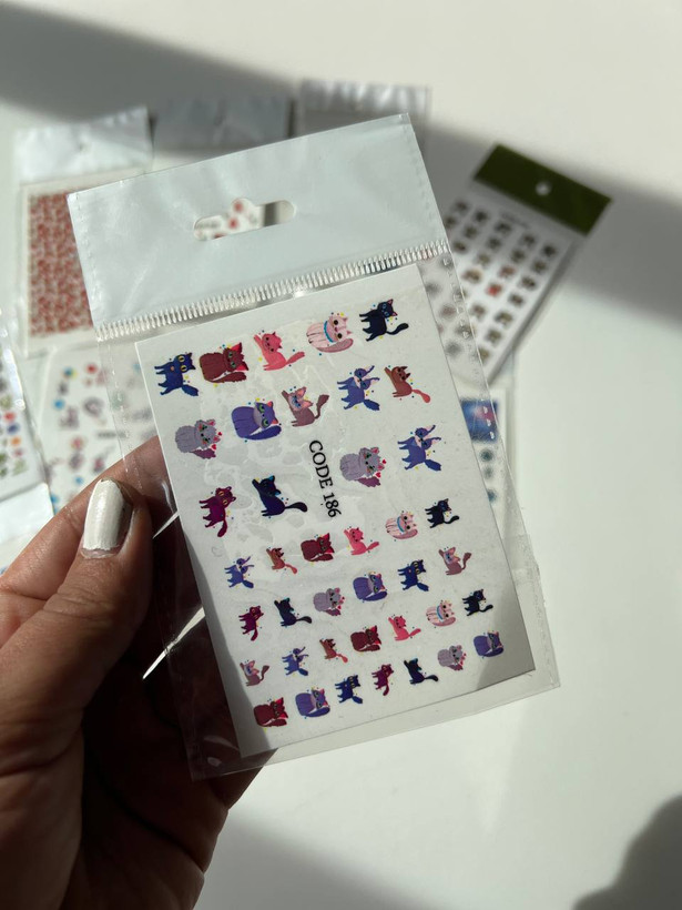 برچسب ناخن فانتزی و طرح دار