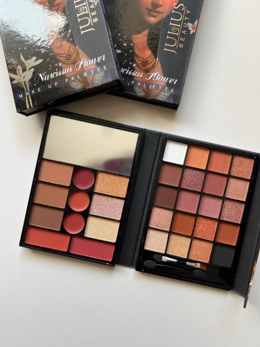 پالت سایه کیفی همه کاره