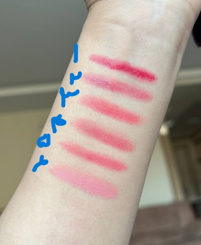 رژجامد مخملی