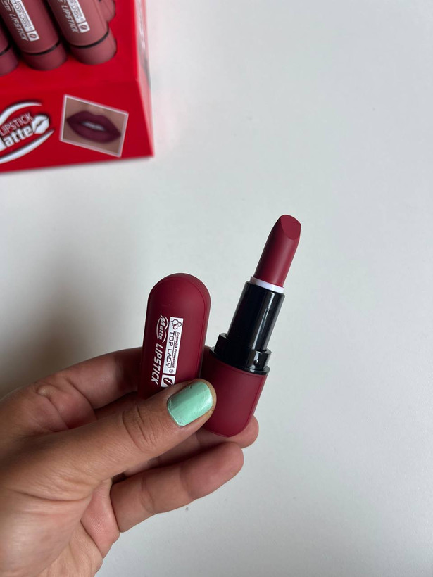 رژجامد مخملی