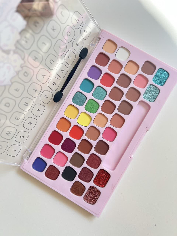 پالت سایه چشم لورا بیوتی