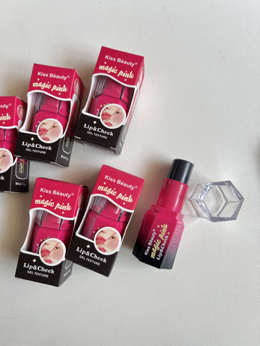 رژگونه و رژلب جادویی مشکی حرارتی