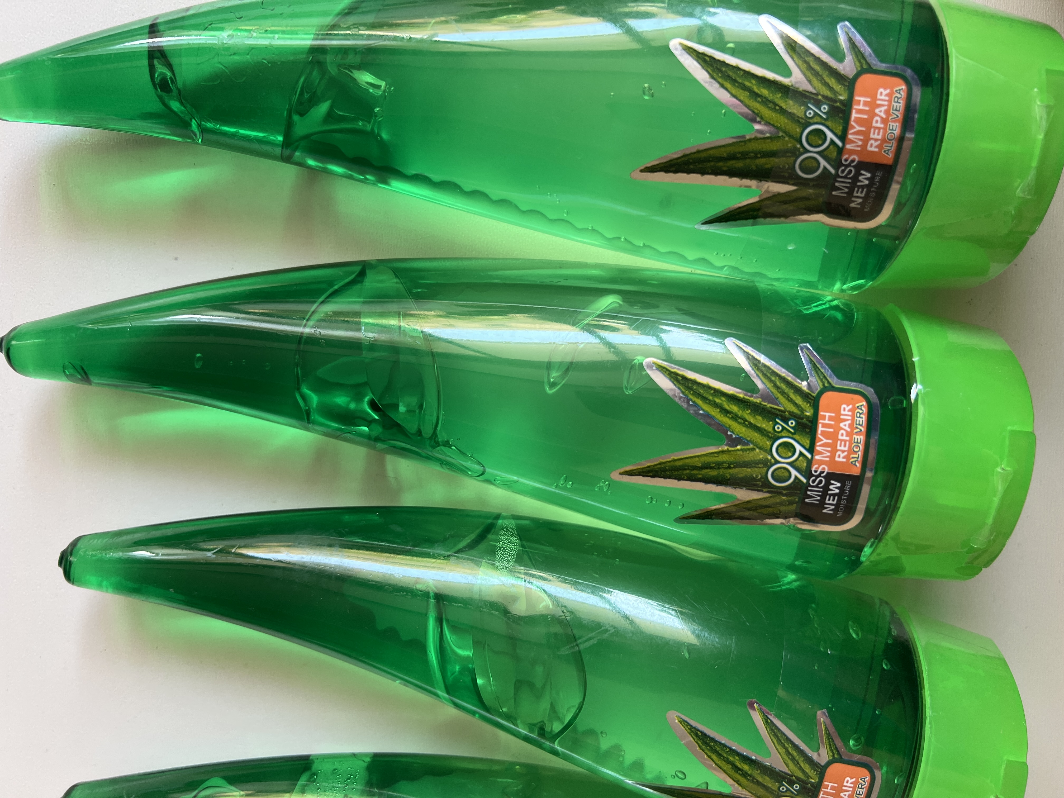 ژل آبرسان آلوورا aloevera شاخکی